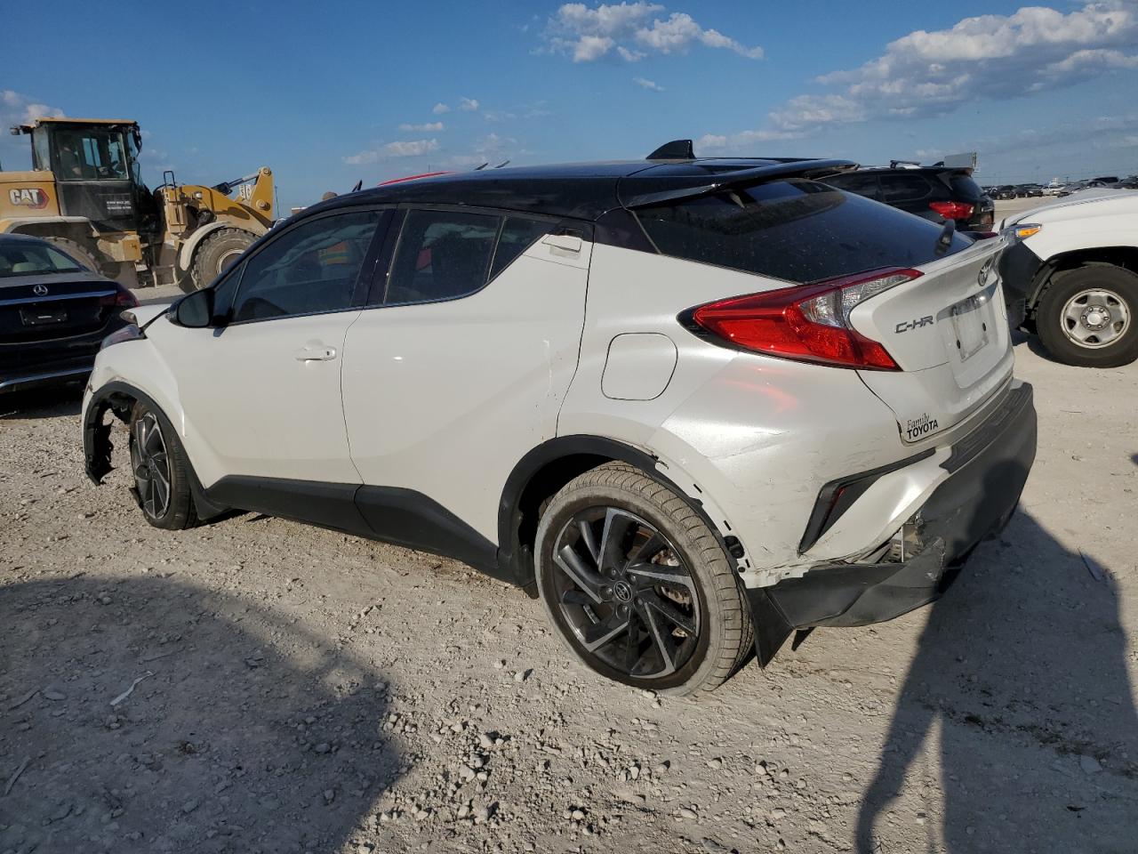 2022 Toyota C-Hr Xle VIN: NMTKHMBX3NR144146 Lot: 62710944