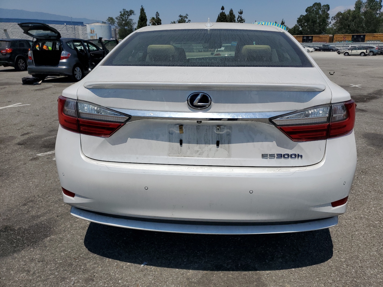 JTHBW1GG9J2189817 2018 Lexus Es 300H