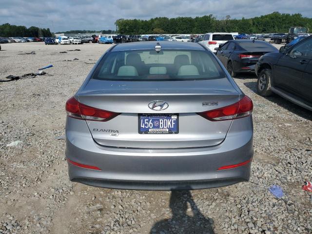 Sedans HYUNDAI ELANTRA 2017 Szary