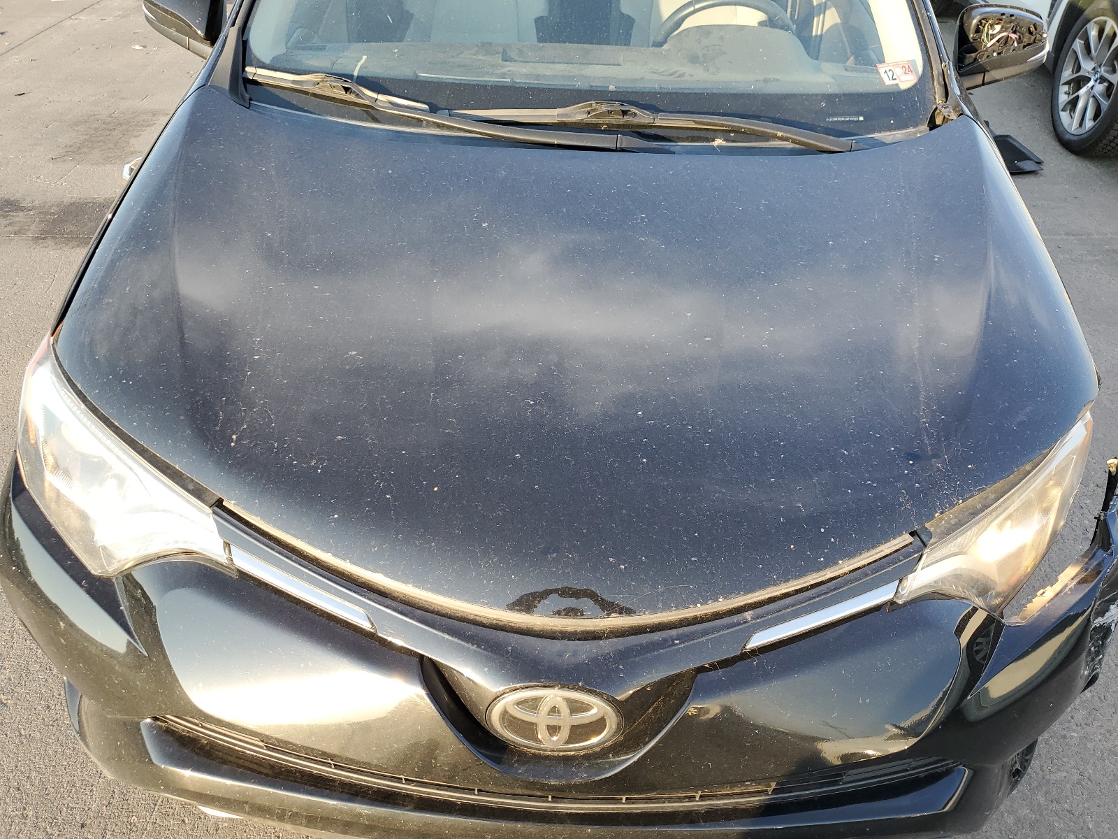 2T3RFREVXJW746340 2018 Toyota Rav4 Adventure