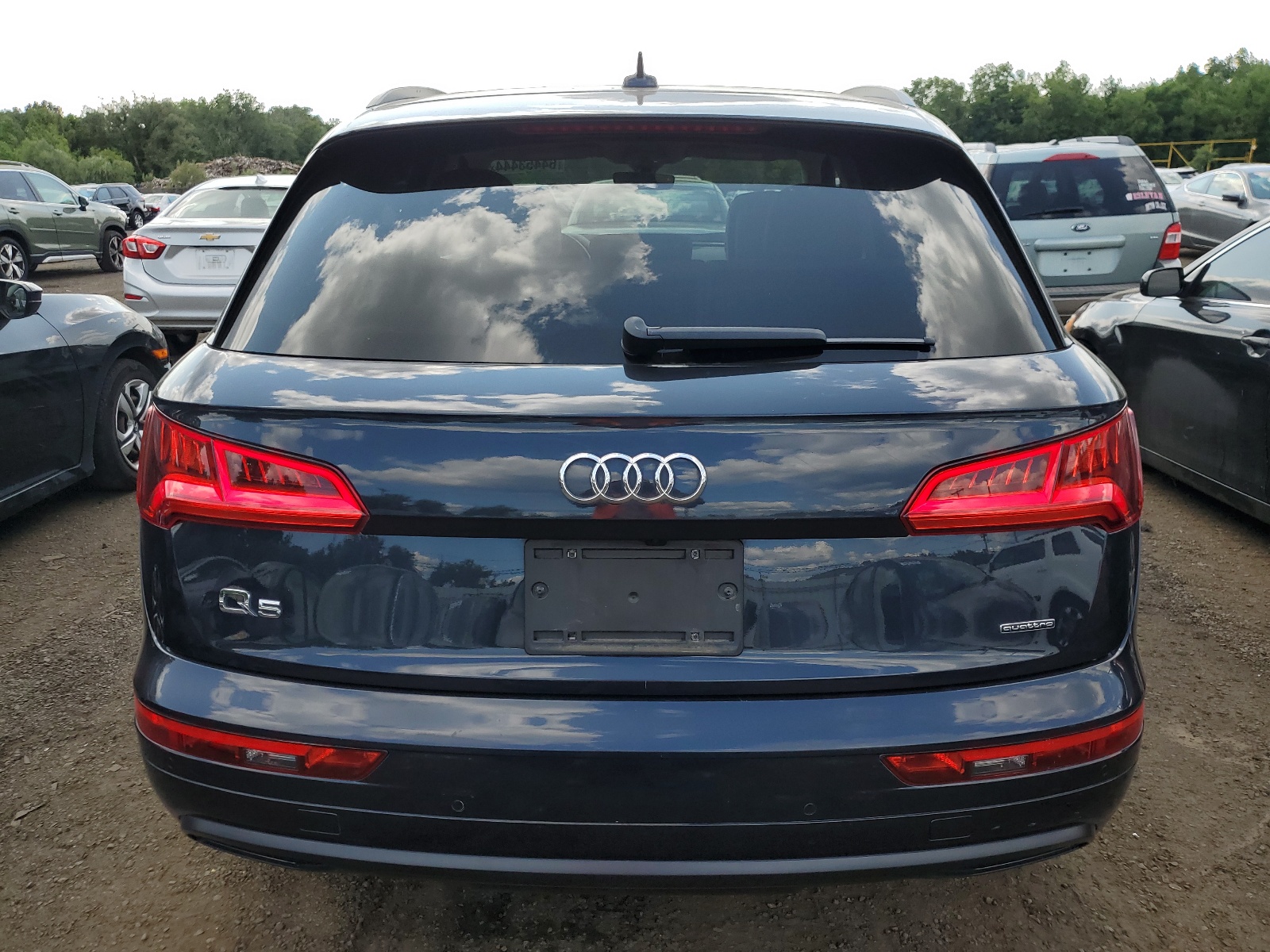 WA1BNAFY5K2128765 2019 Audi Q5 Premium Plus