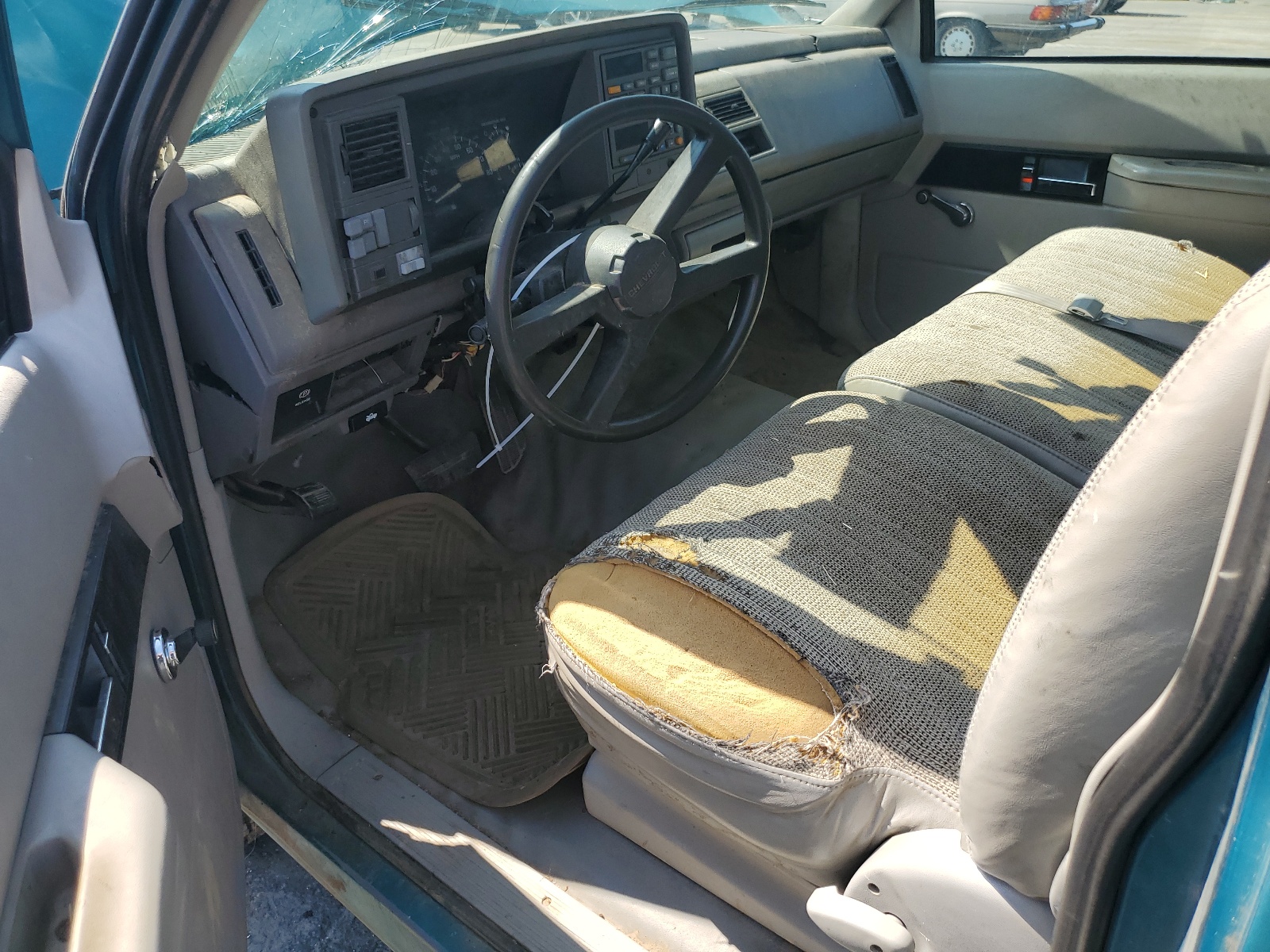 2GCEC19H8R1232228 1994 Chevrolet Gmt-400 C1500