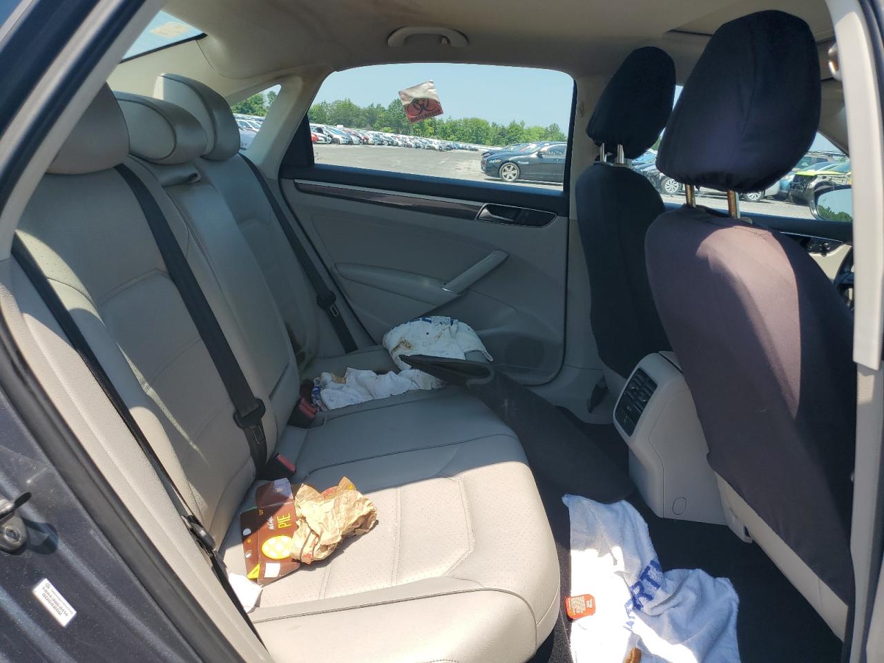 2017 Volkswagen Passat Se VIN: 1VWBT7A39HC022345 Lot: 63085364