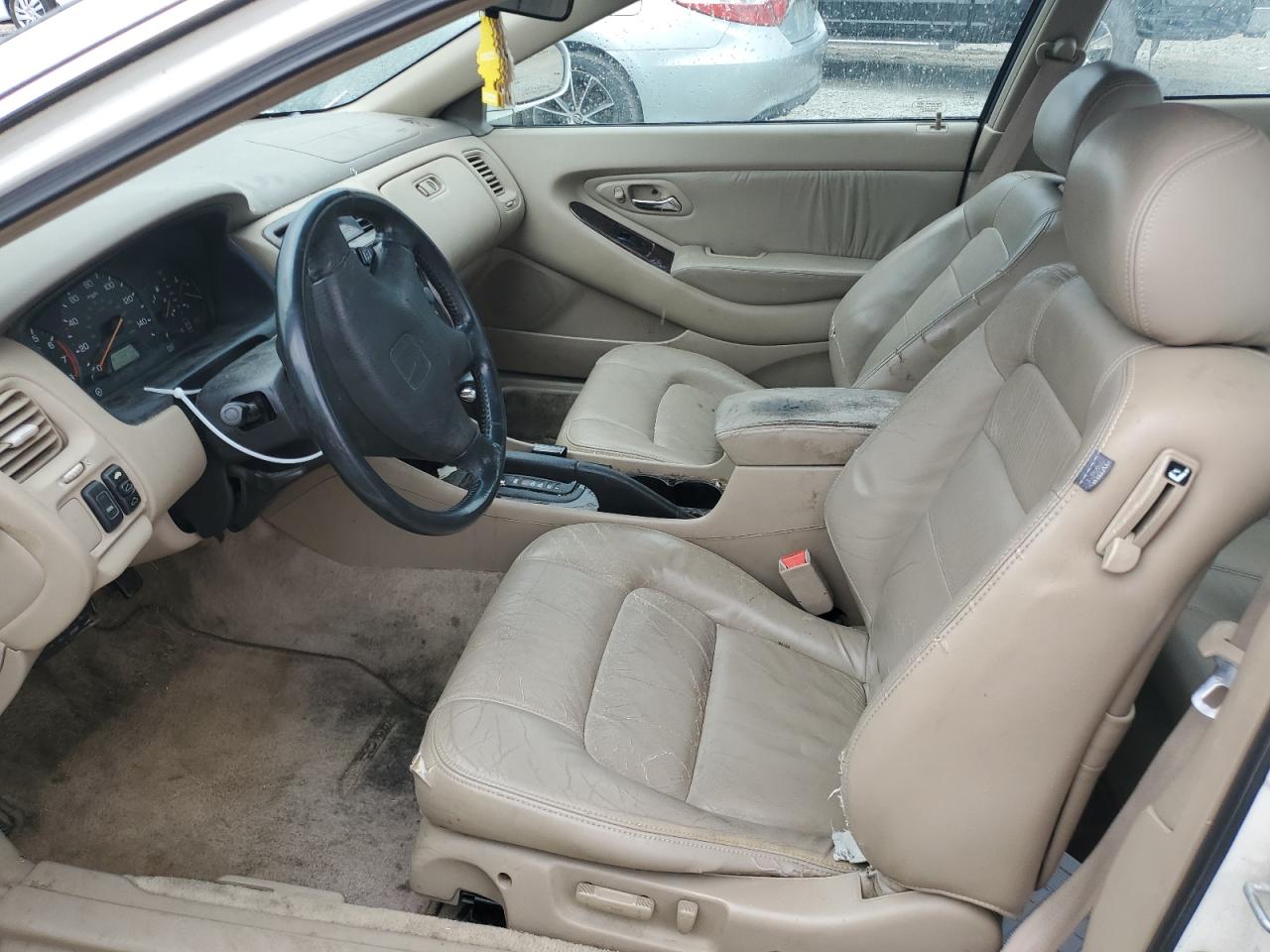 2000 Honda Accord Ex VIN: 1HGCG3252YA027470 Lot: 64428264