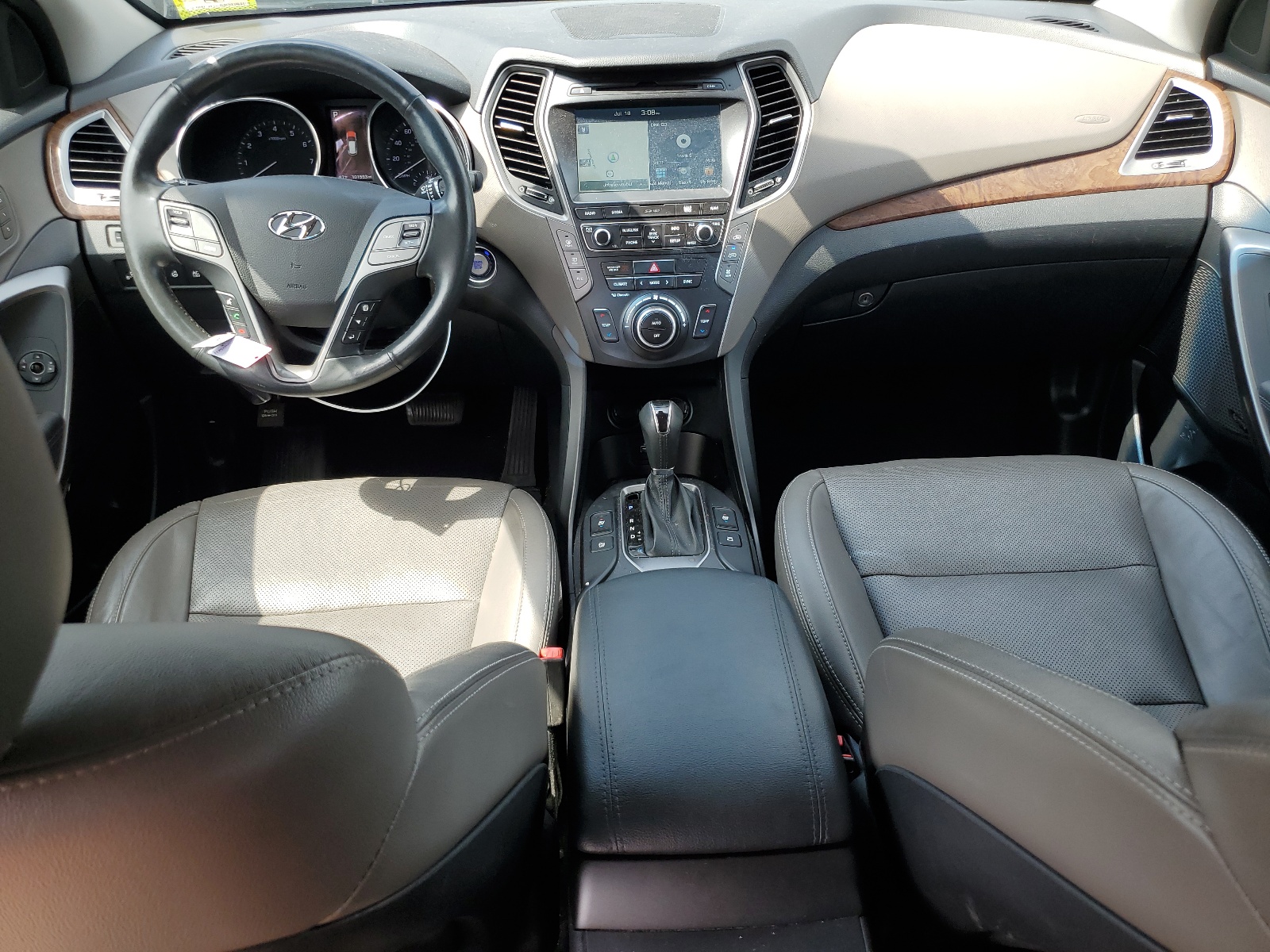 KM8SRDHF1HU181415 2017 Hyundai Santa Fe Se Ultimate