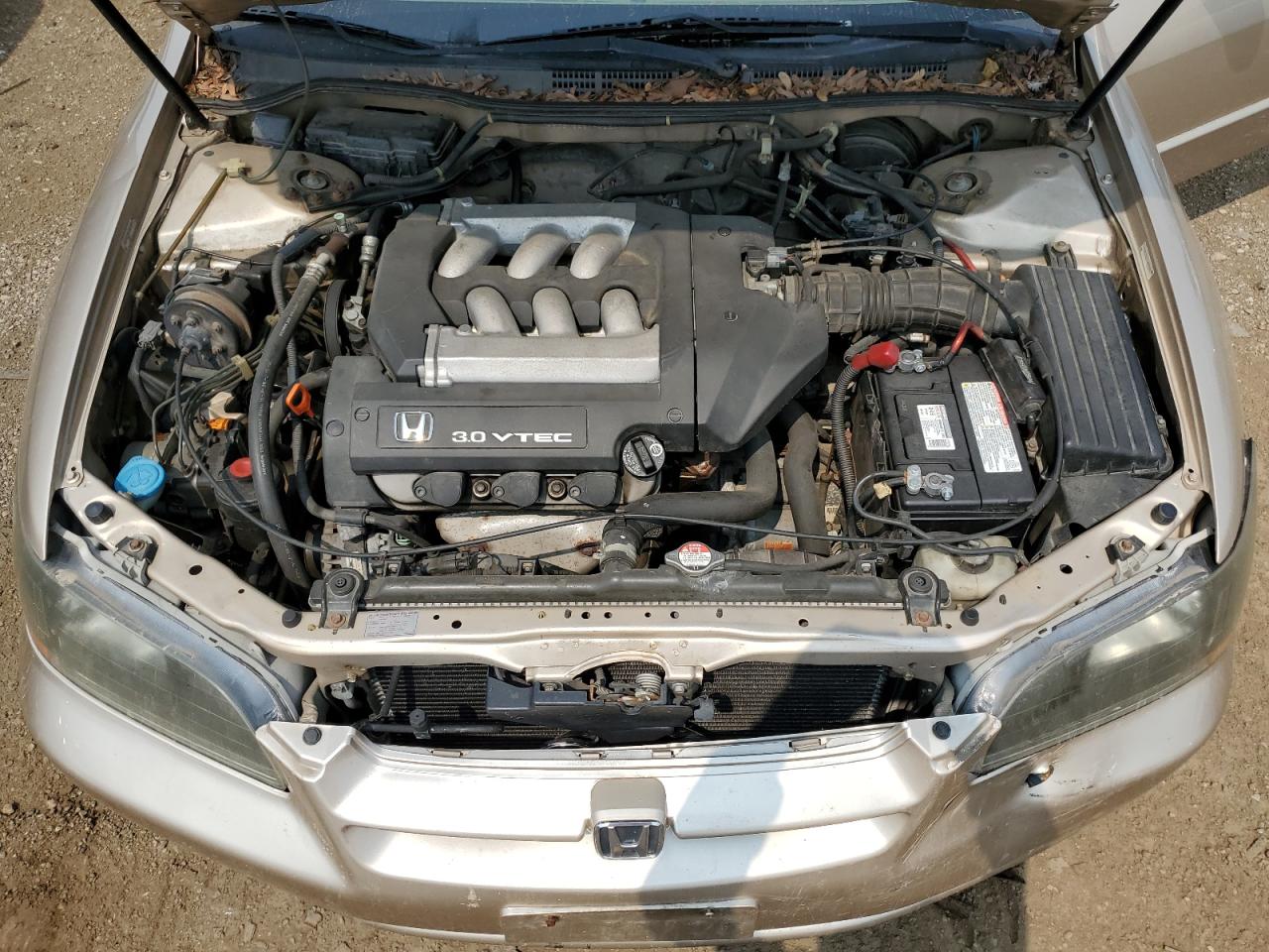 2000 Honda Accord Ex VIN: 1HGCG1655YA032399 Lot: 64196844