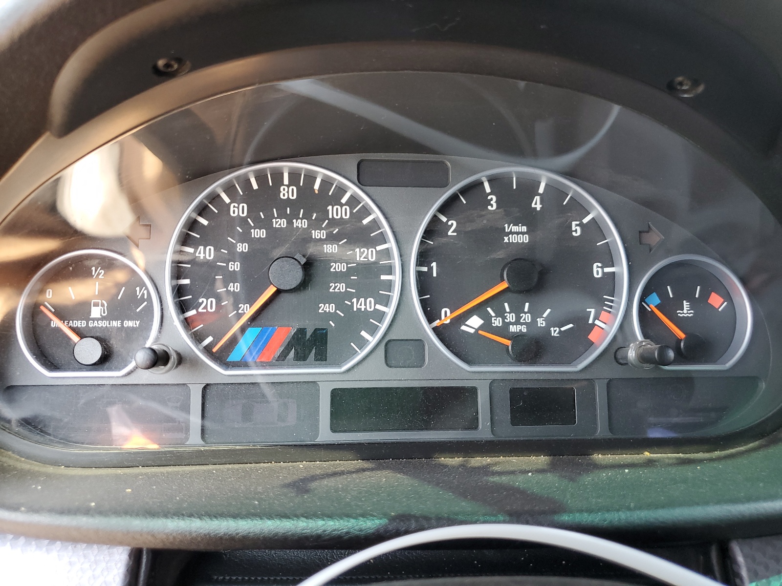 WBAEV53434KM34682 2004 BMW 330 I