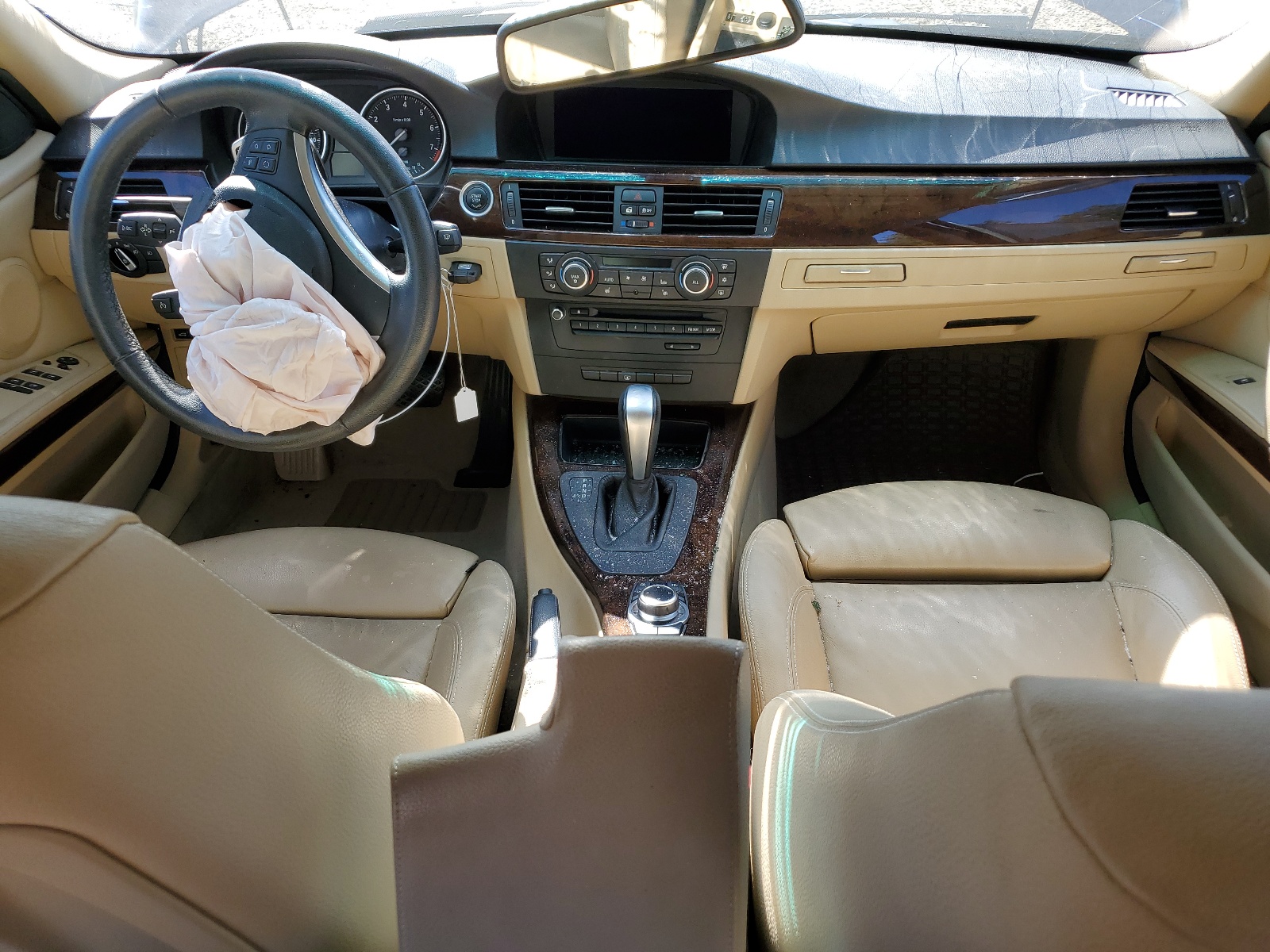 WBAPH7C56BA802022 2011 BMW 328 I