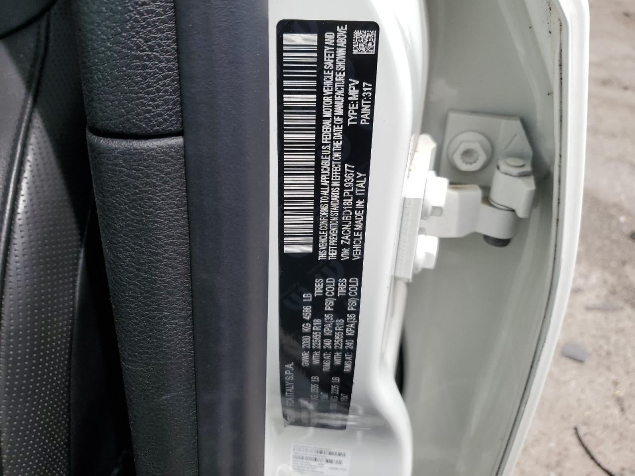 2020 Jeep Renegade Limited VIN: ZACNJBD18LPL93677 Lot: 61617934