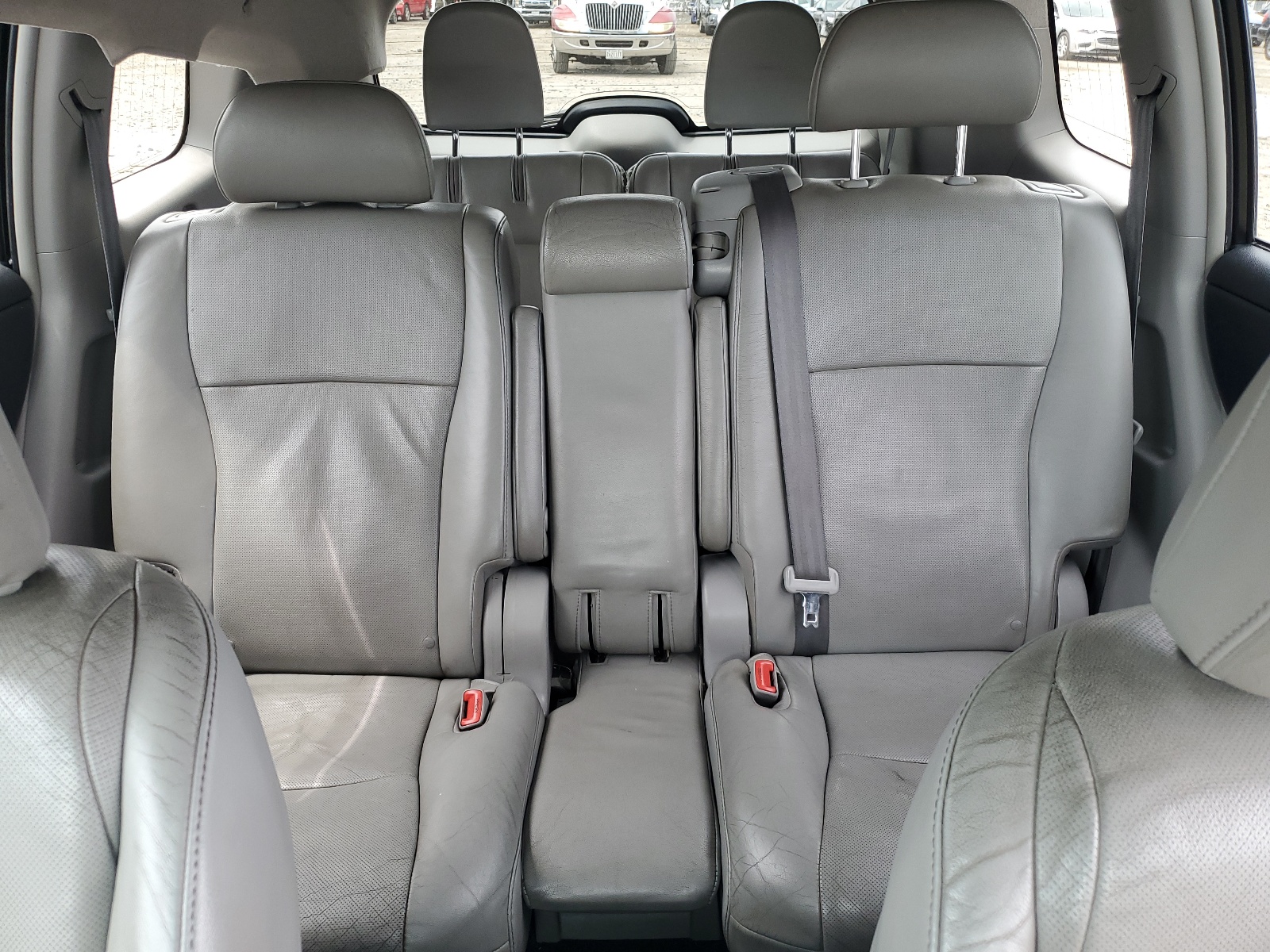 5TDDK3EH3BS091860 2011 Toyota Highlander Limited