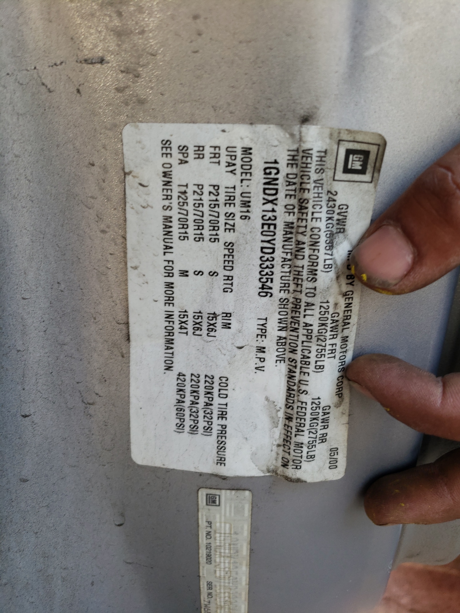 1GNDX13E0YD333546 2000 Chevrolet Venture Luxury