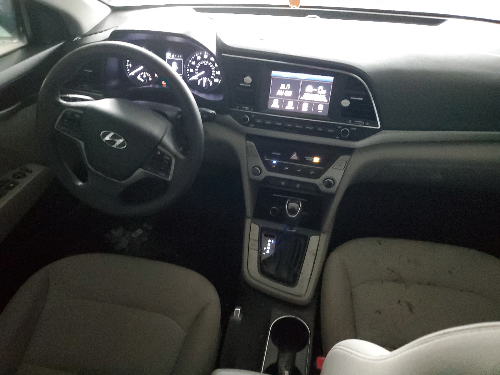 5NPD84LF9JH308015 2018 Hyundai Elantra Sel