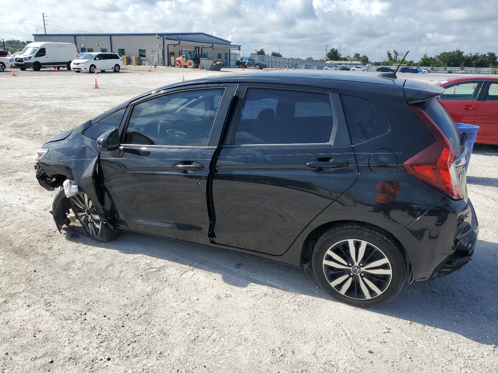 3HGGK5H81JM701940 2018 Honda Fit Ex