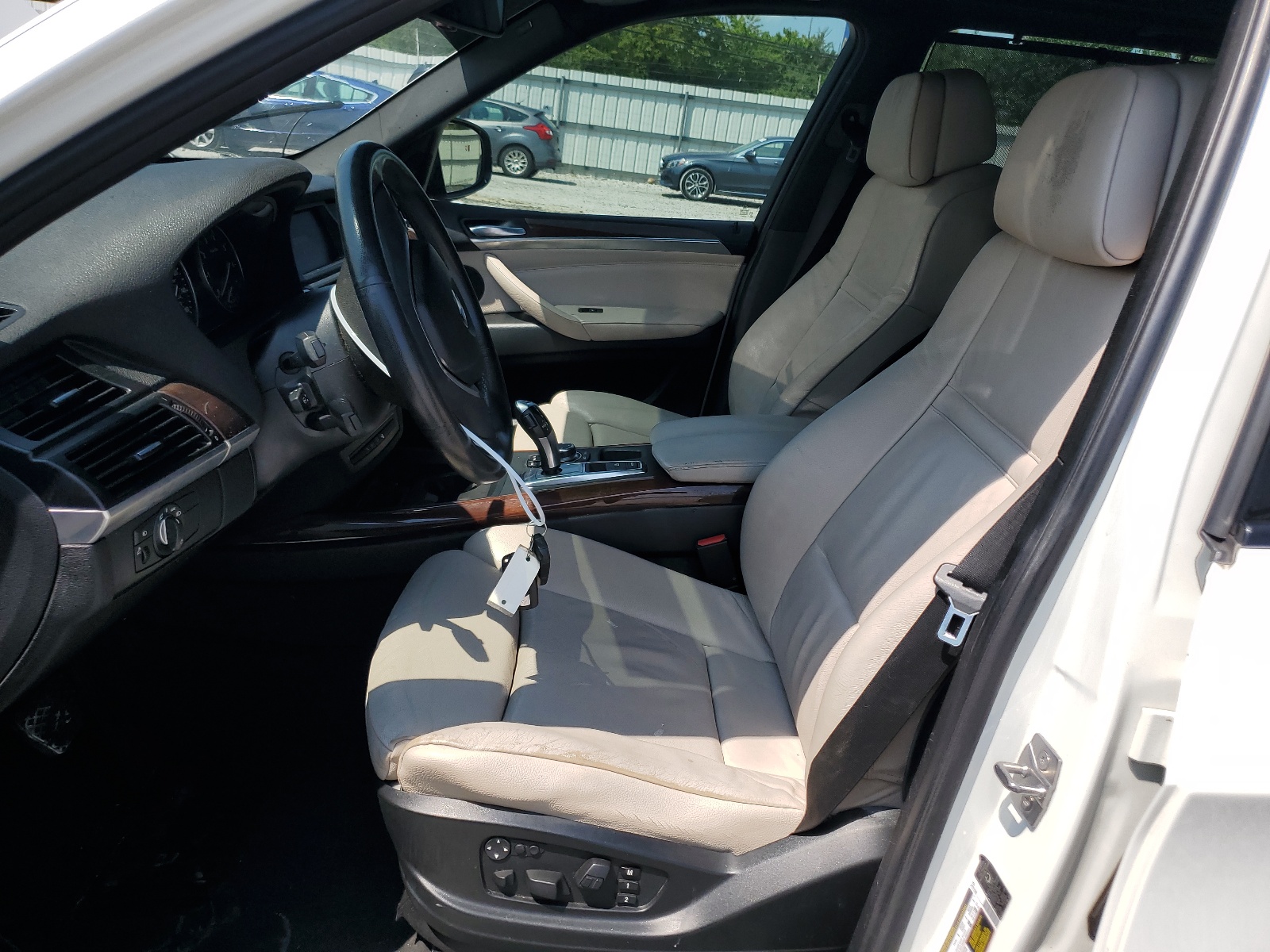 5UXZV8C5XBL417799 2011 BMW X5 xDrive50I