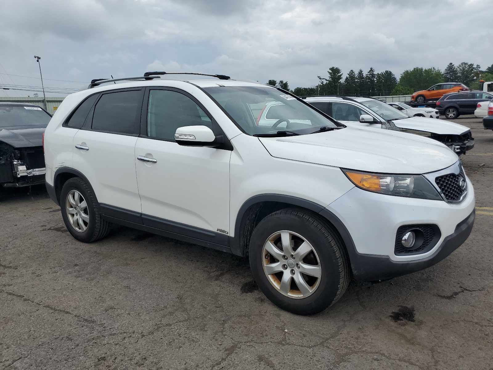 2012 Kia Sorento Base vin: 5XYKTDA64CG253766