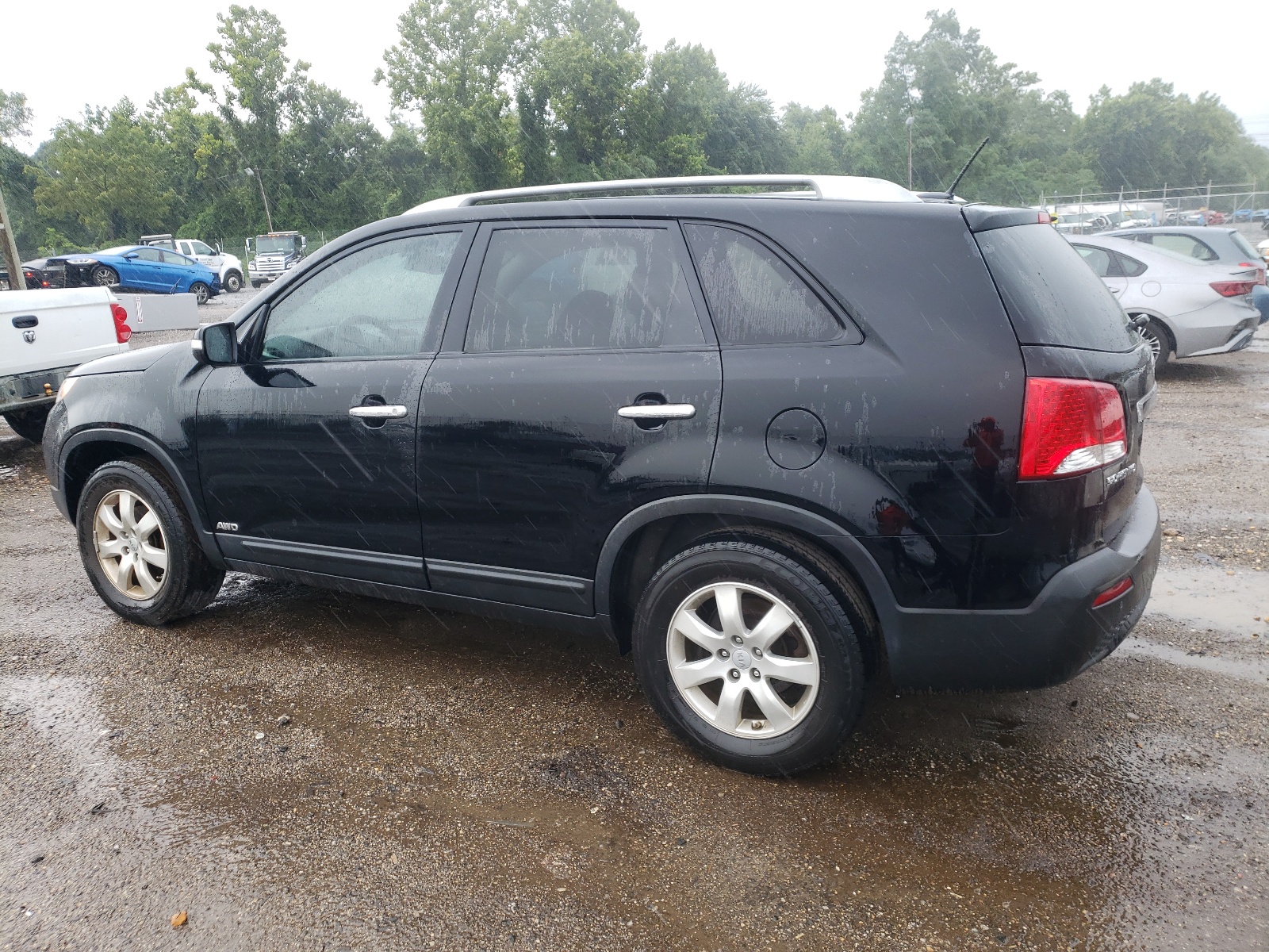 2013 Kia Sorento Lx vin: 5XYKTDA62DG370179