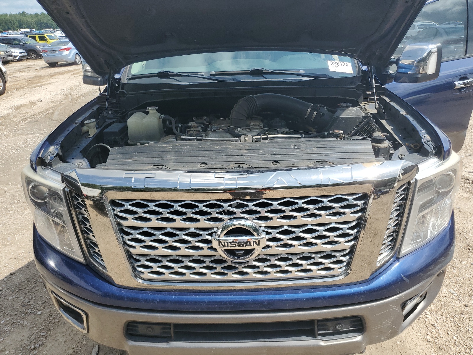 2017 Nissan Titan Xd Sl vin: 1N6BA1F46HN571638