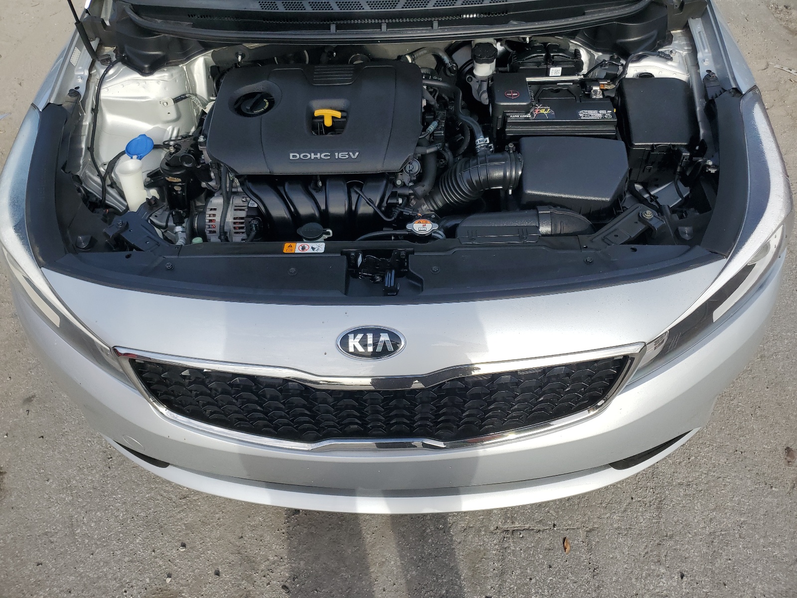 3KPFK4A75HE034252 2017 Kia Forte Lx