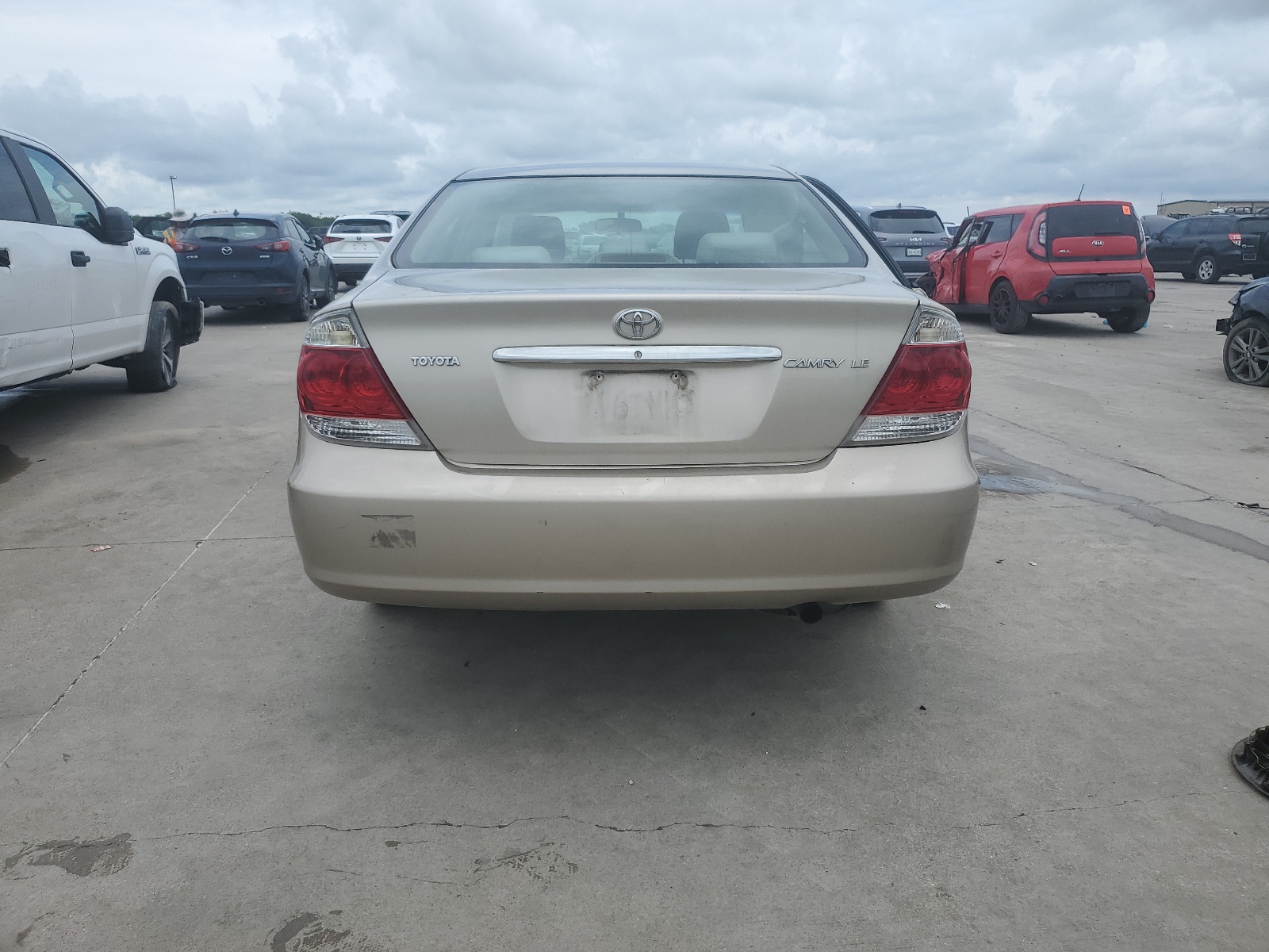 4T1BE30K05U987210 2005 Toyota Camry Le