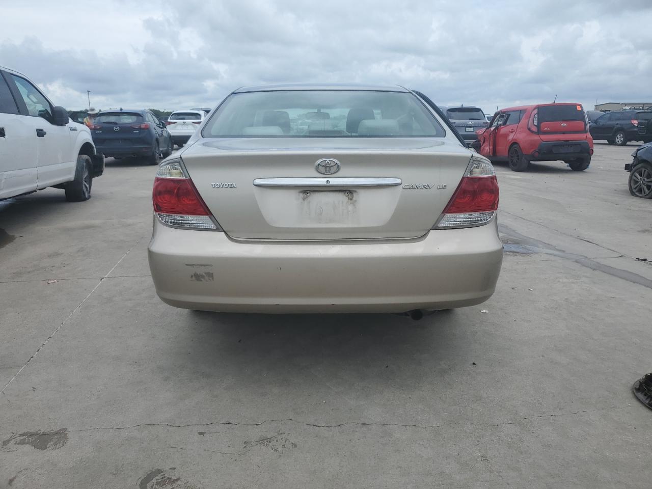 2005 Toyota Camry Le VIN: 4T1BE30K05U987210 Lot: 64563594