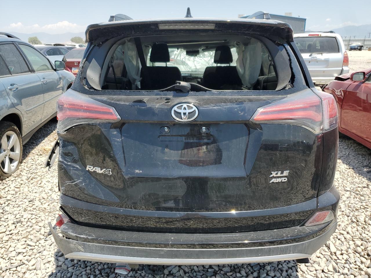 2017 Toyota Rav4 Xle VIN: 2T3RFREV6HW595183 Lot: 62192804