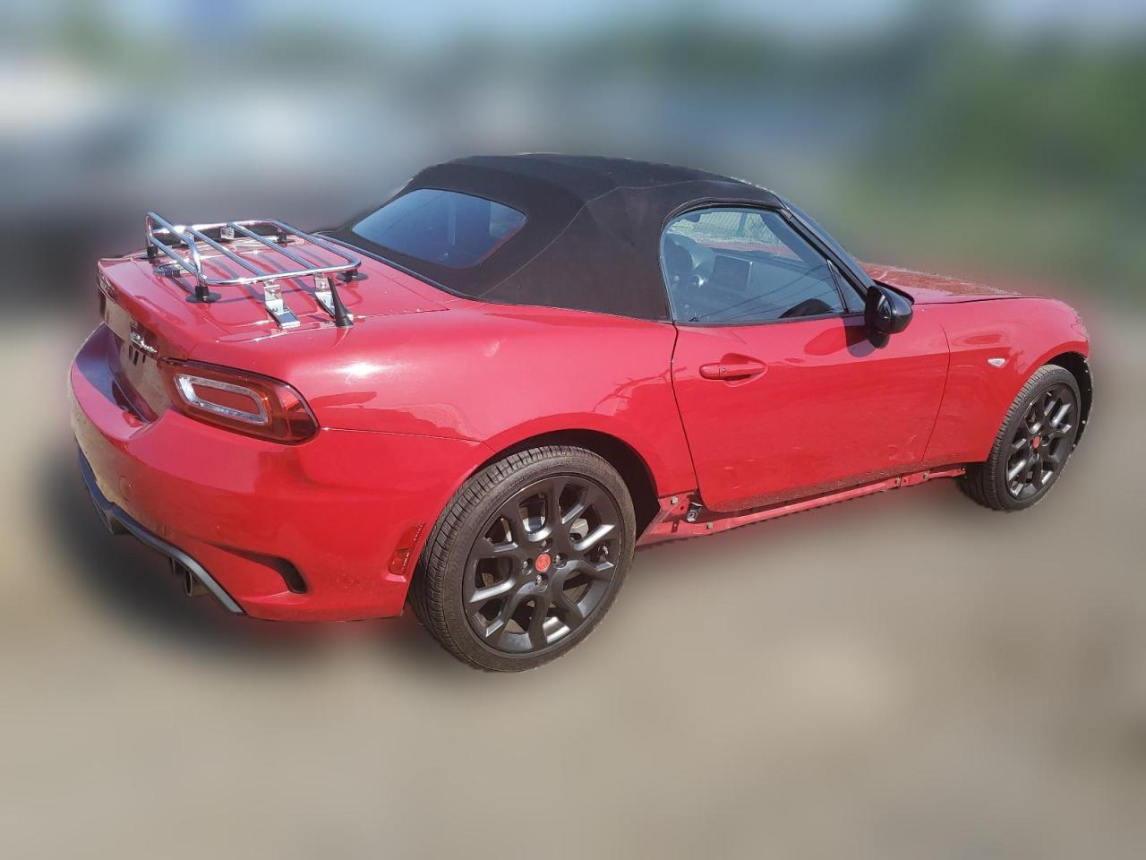 JC1NFAEK5H0125511 2017 Fiat 124 Spider Classica 2017 Fiat 124 Spider Classica VIN: JC1NFAEK5H0125511 Lot: 65545874