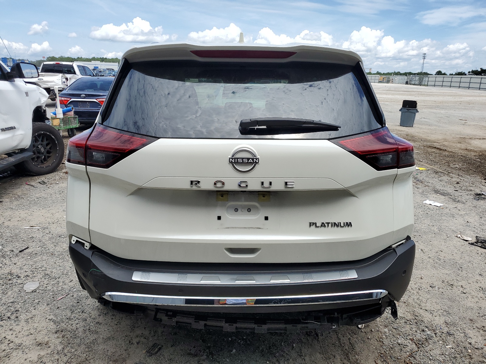 JN8BT3DCXNW118796 2022 Nissan Rogue Platinum