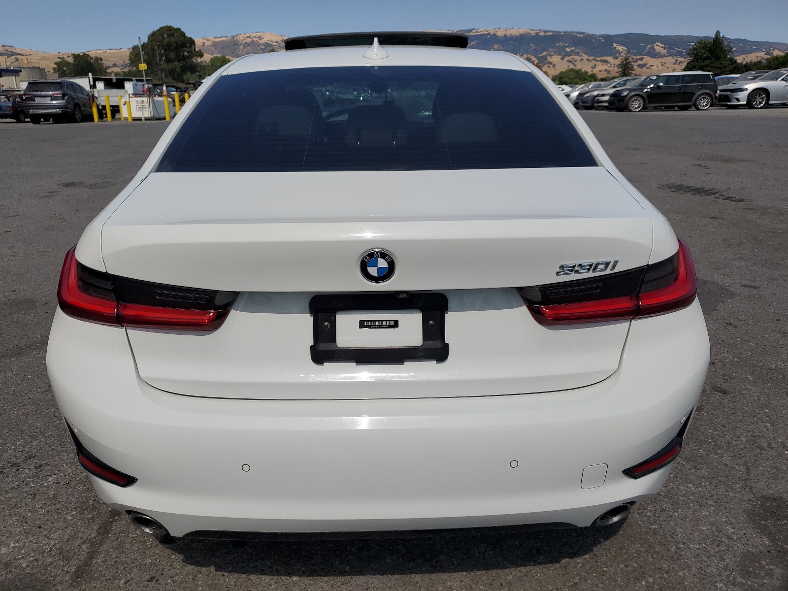 2019 BMW 330I vin: 3MW5R1J51K8B00402