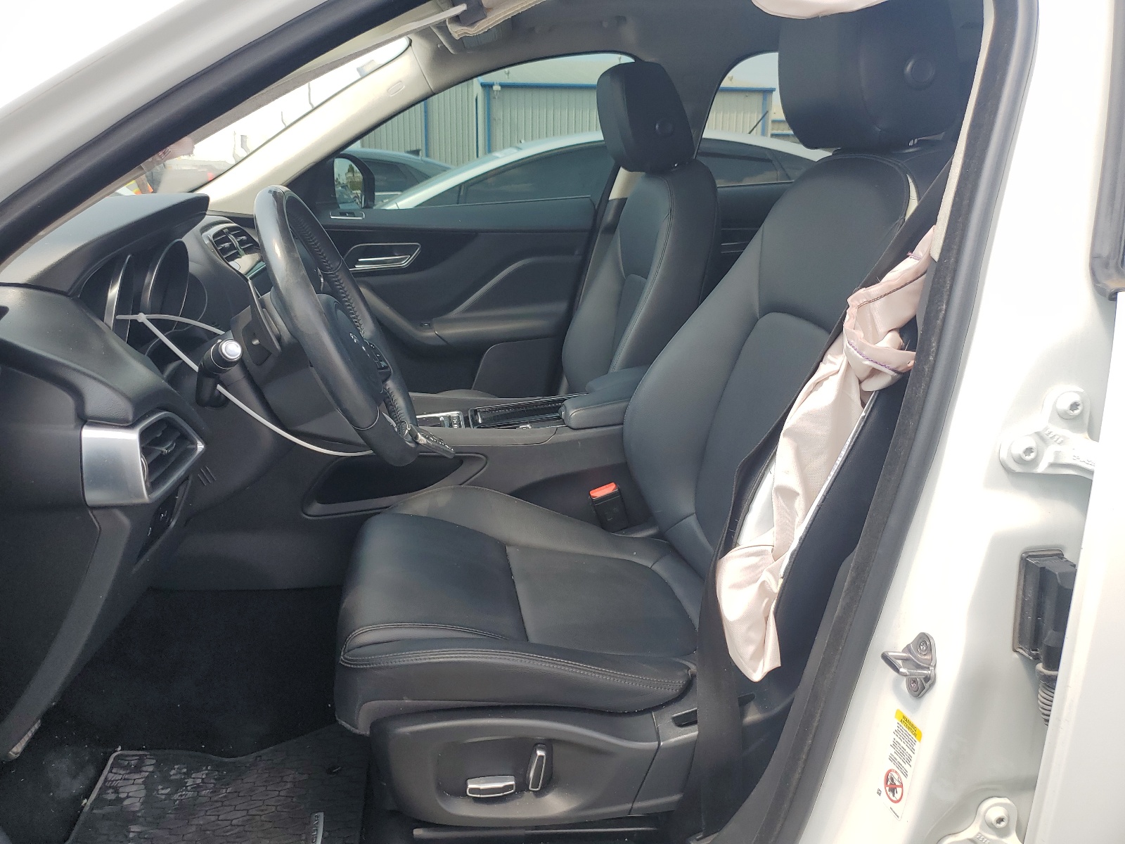 SADCJ2FX6KA366315 2019 Jaguar F-Pace Premium