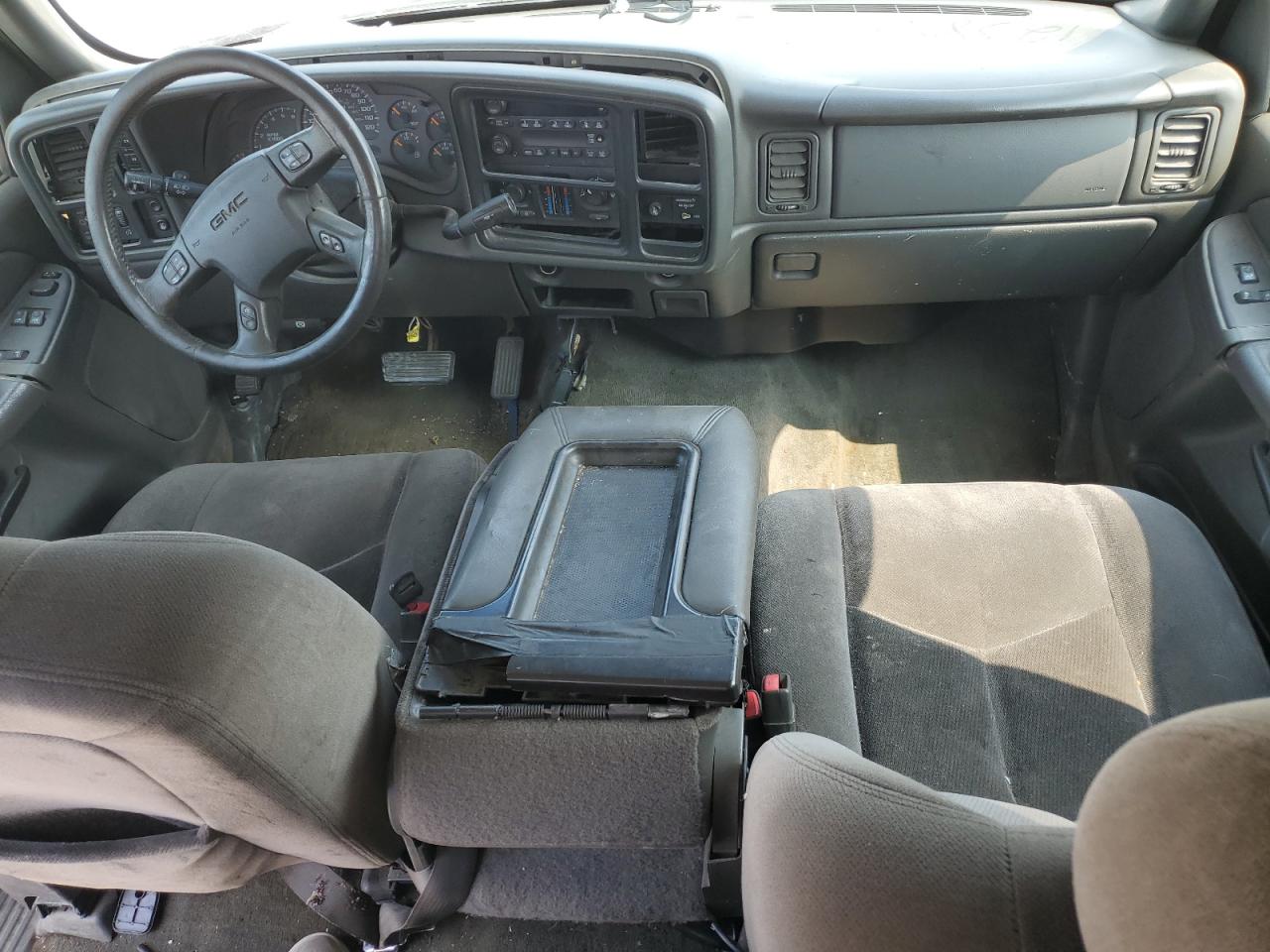 2005 GMC Sierra K2500 Heavy Duty VIN: 1GTHK29U45E123891 Lot: 64155284