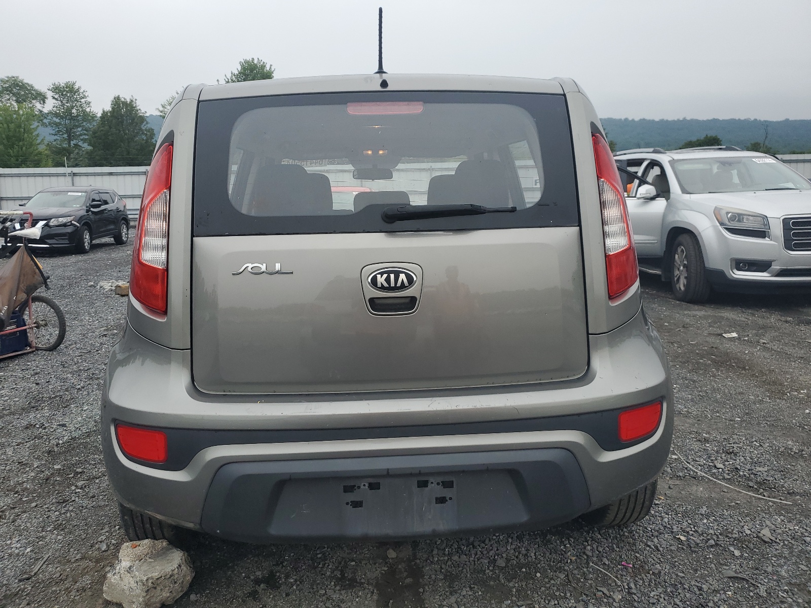 2013 Kia Soul vin: KNDJT2A58D7596599