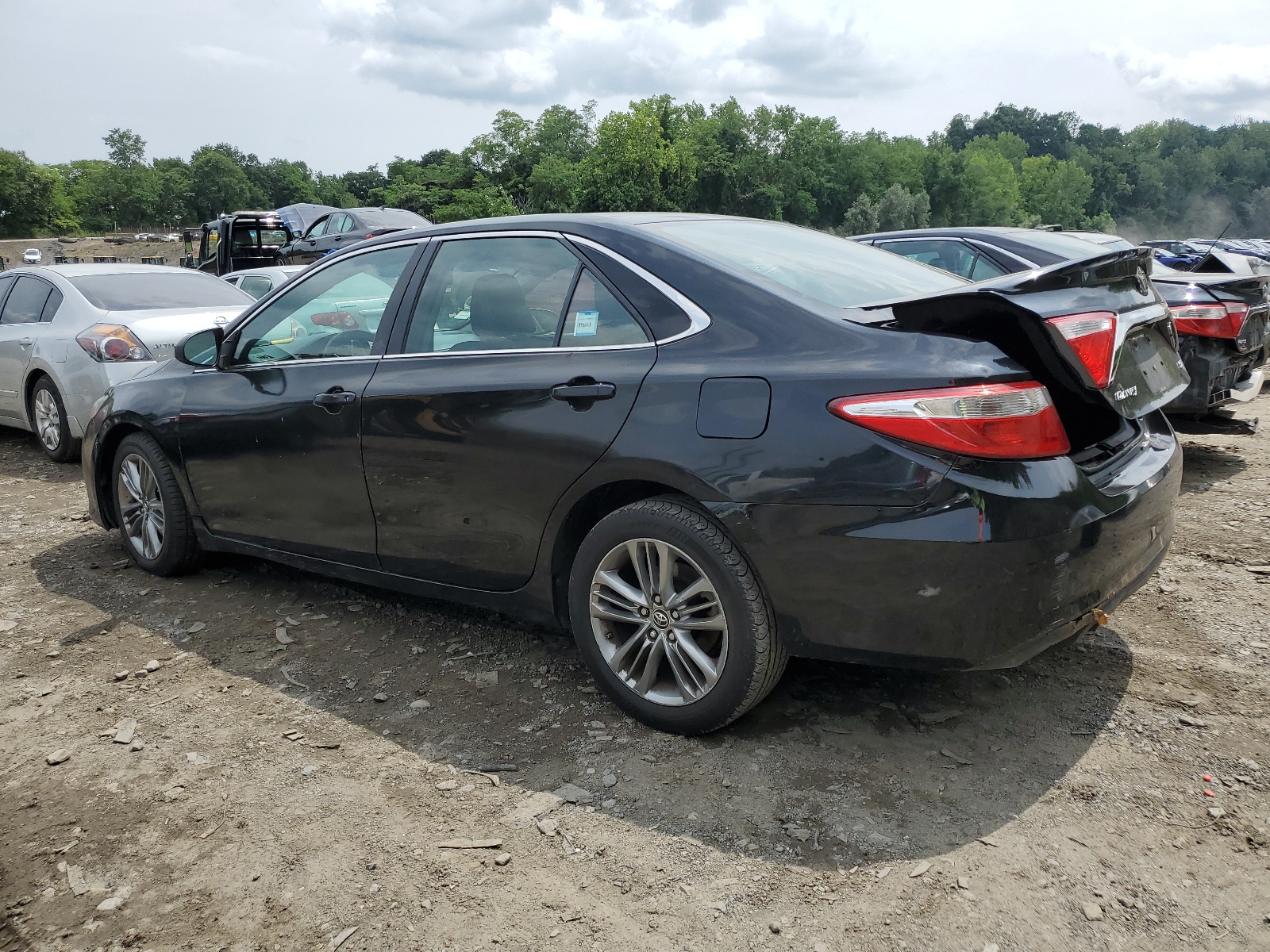 2016 Toyota Camry Le vin: 4T1BF1FK6GU122303