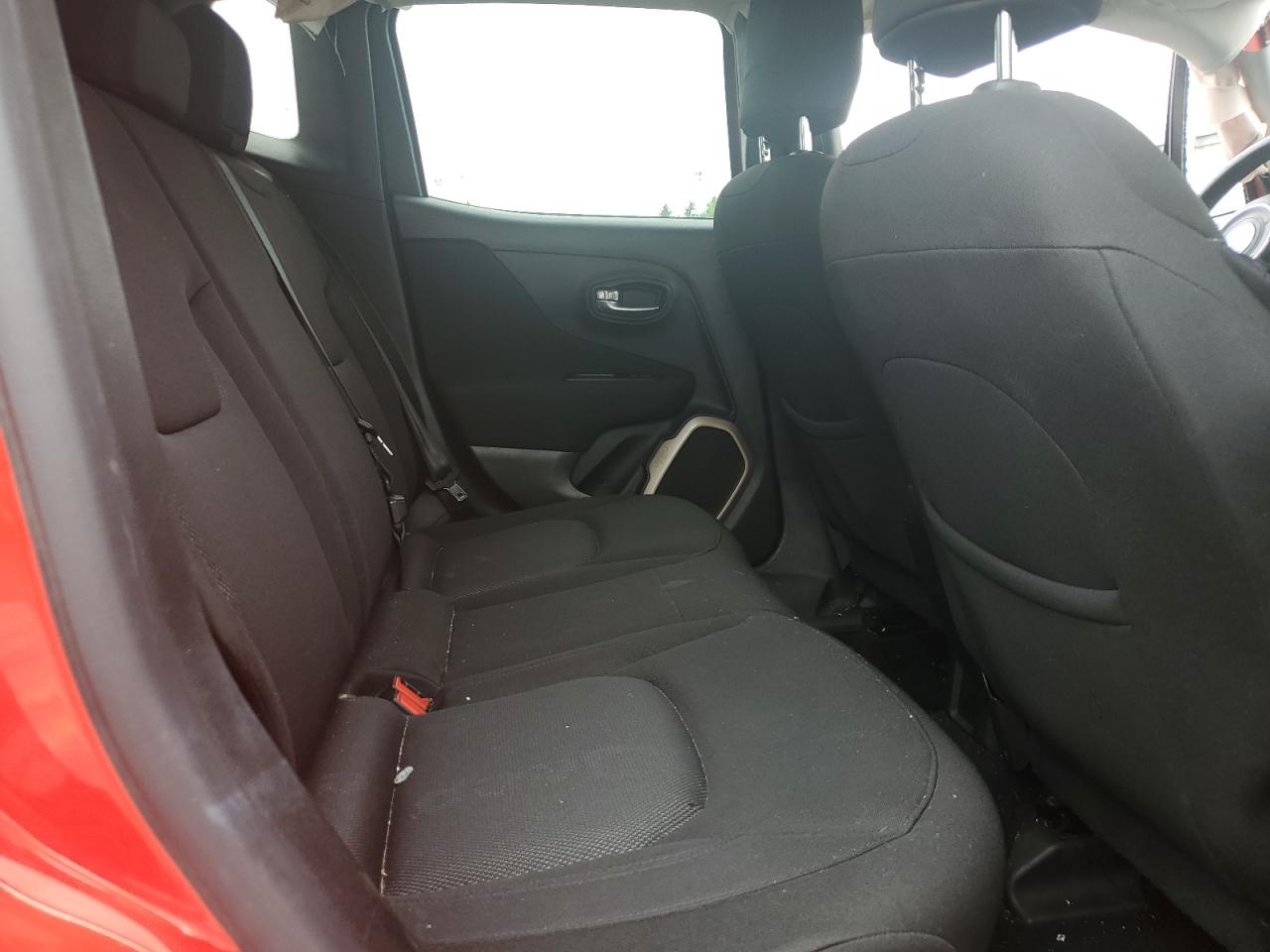 2015 Jeep Renegade Latitude VIN: ZACCJBBT2FPB93588 Lot: 63497464