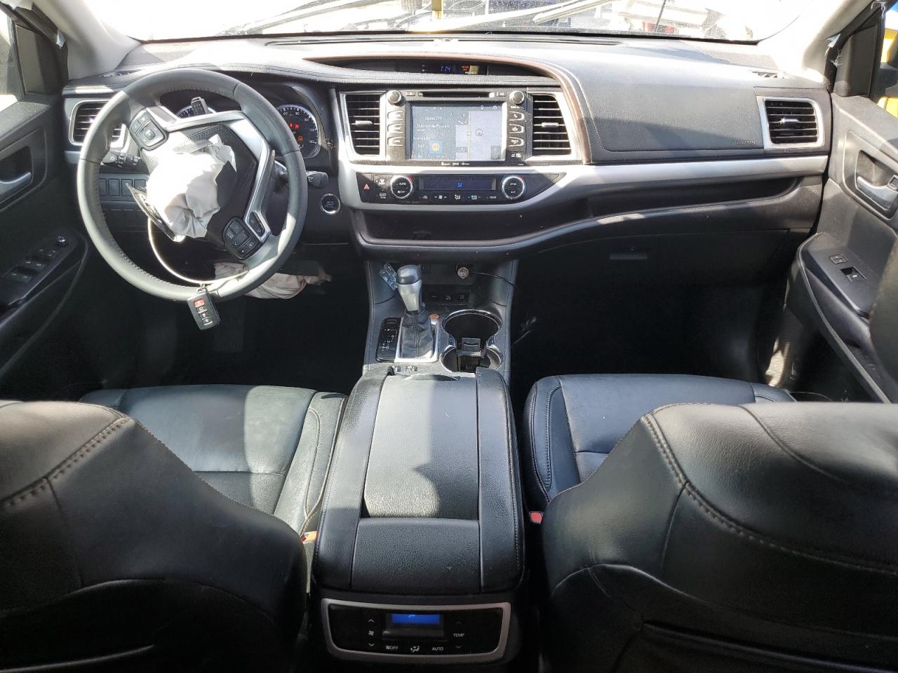 2016 Toyota Highlander Xle VIN: 5TDJKRFH9GS323955 Lot: 64496394