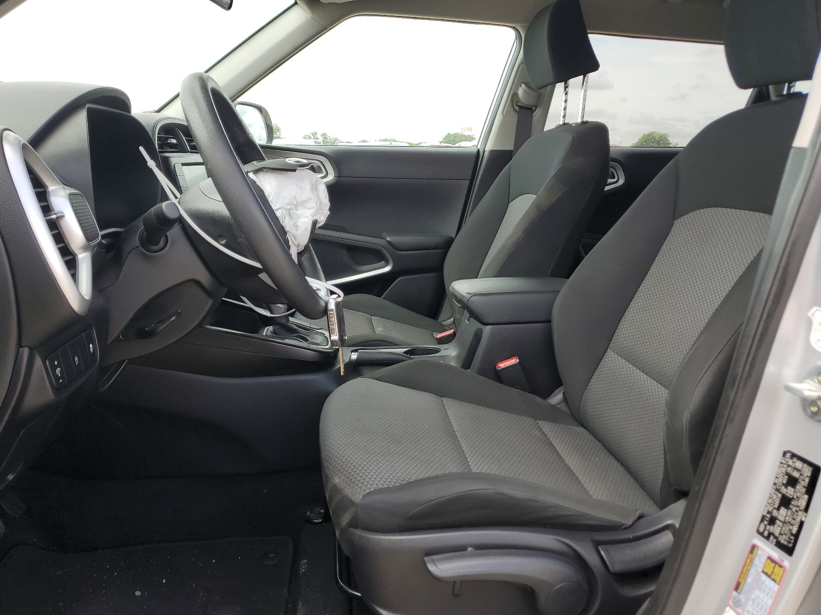 KNDJ23AUXL7098516 2020 Kia Soul Lx