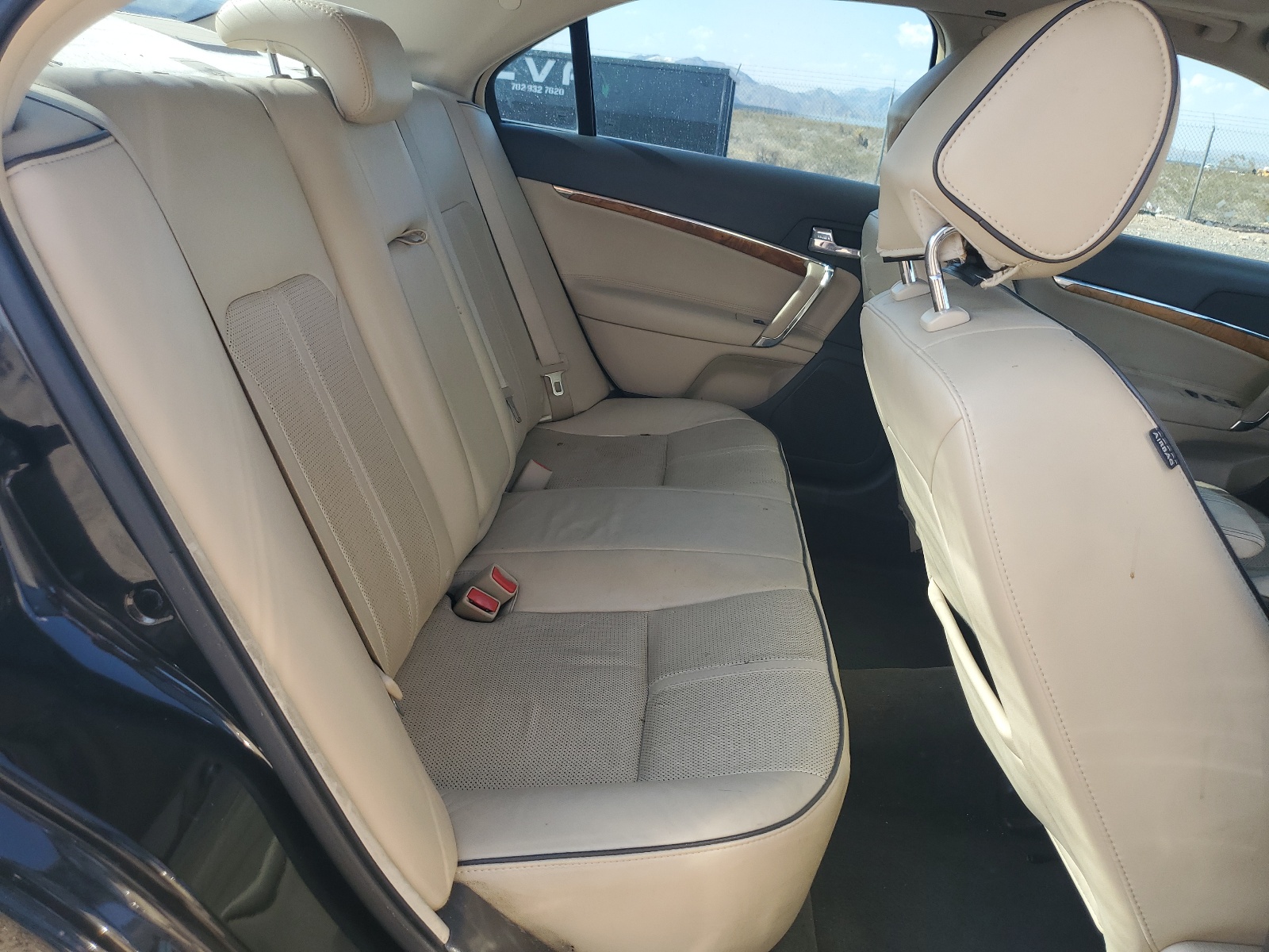 3LNHL2GC7BR765114 2011 Lincoln Mkz