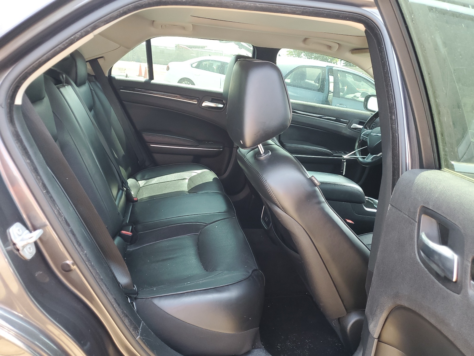 2C3CCAEG7GH190308 2016 Chrysler 300C