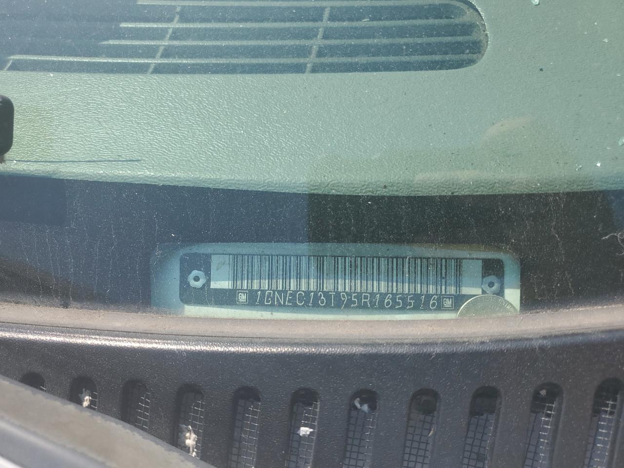 2005 Chevrolet Tahoe C1500 VIN: 1GNEC13T95R165516 Lot: 62337594