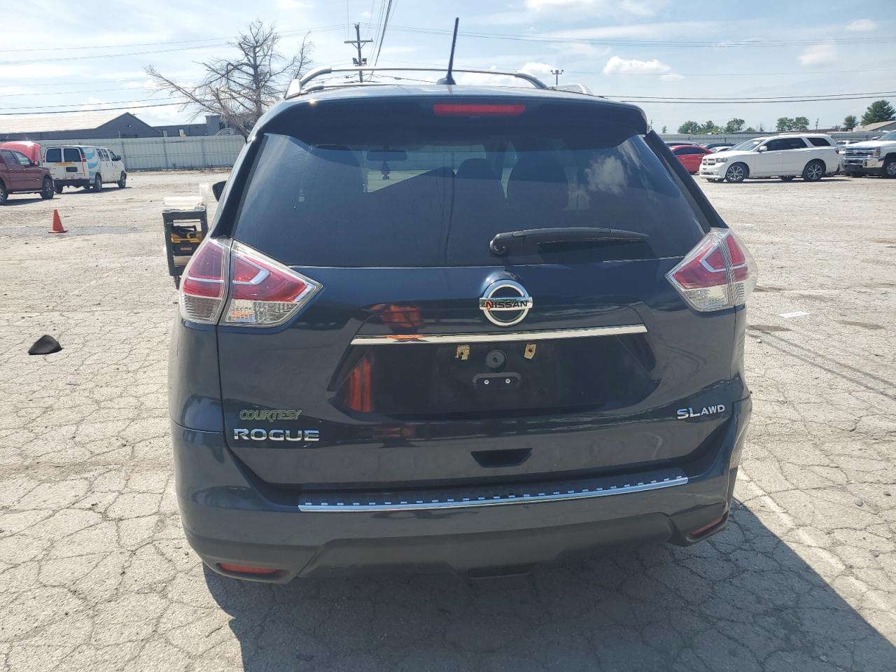 2015 Nissan Rogue S VIN: 5N1AT2MV9FC908317 Lot: 61936194