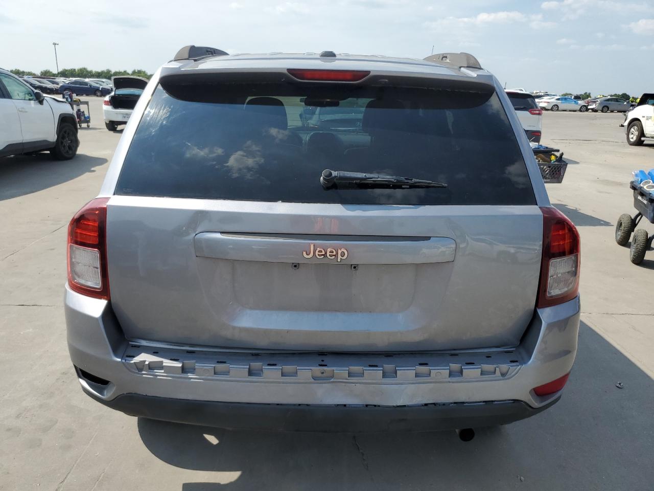 2016 Jeep Compass Sport VIN: 1C4NJCBB1GD699628 Lot: 64020944