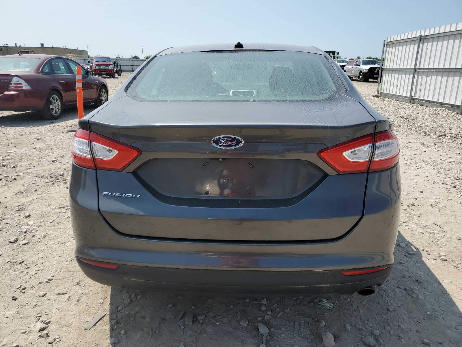 2015 Ford Fusion S vin: 3FA6P0G75FR289948