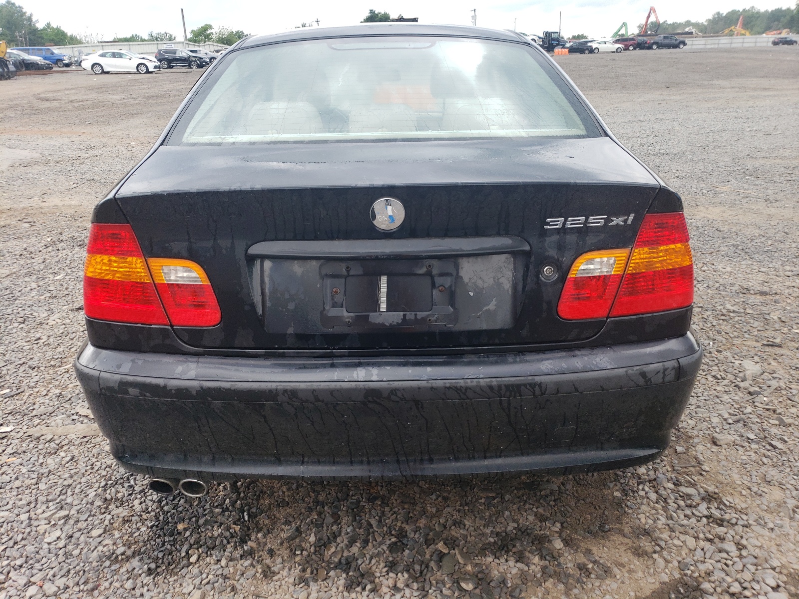 WBAEU33463PM57950 2003 BMW 325 Xi