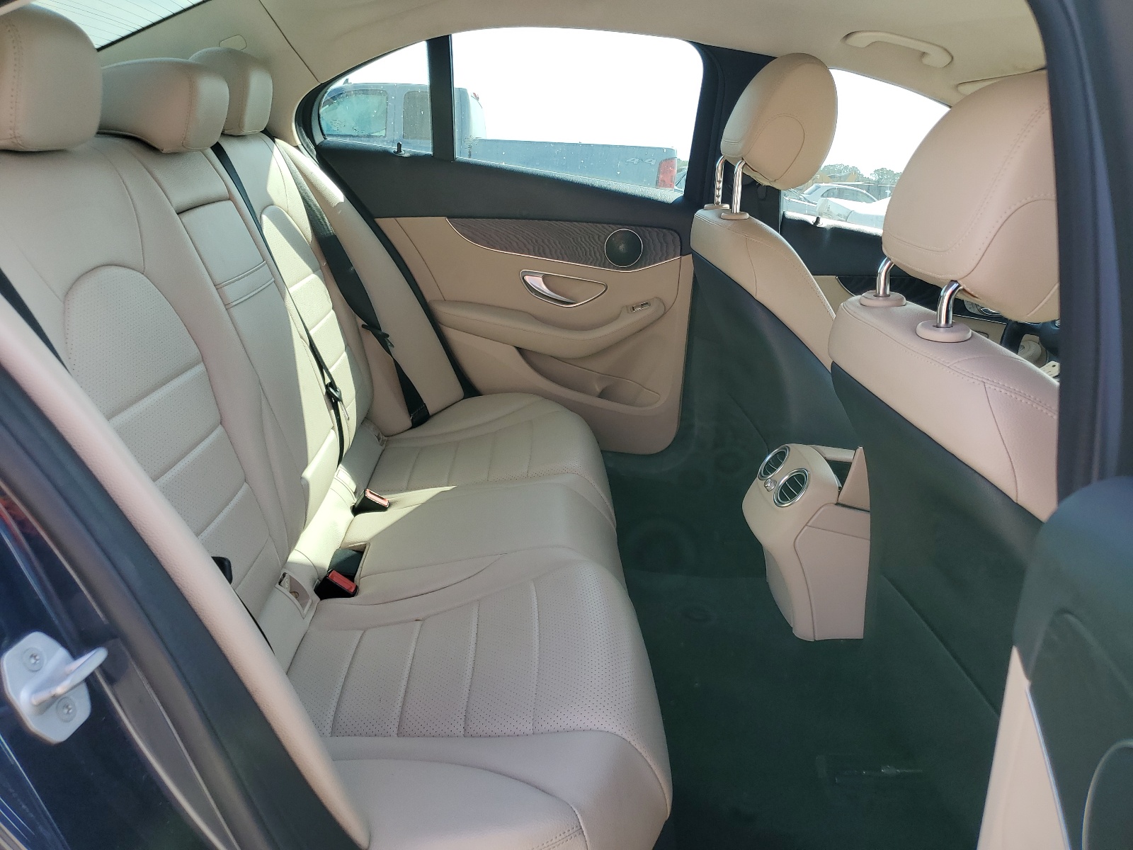 55SWF4JB0GU150328 2016 Mercedes-Benz C 300