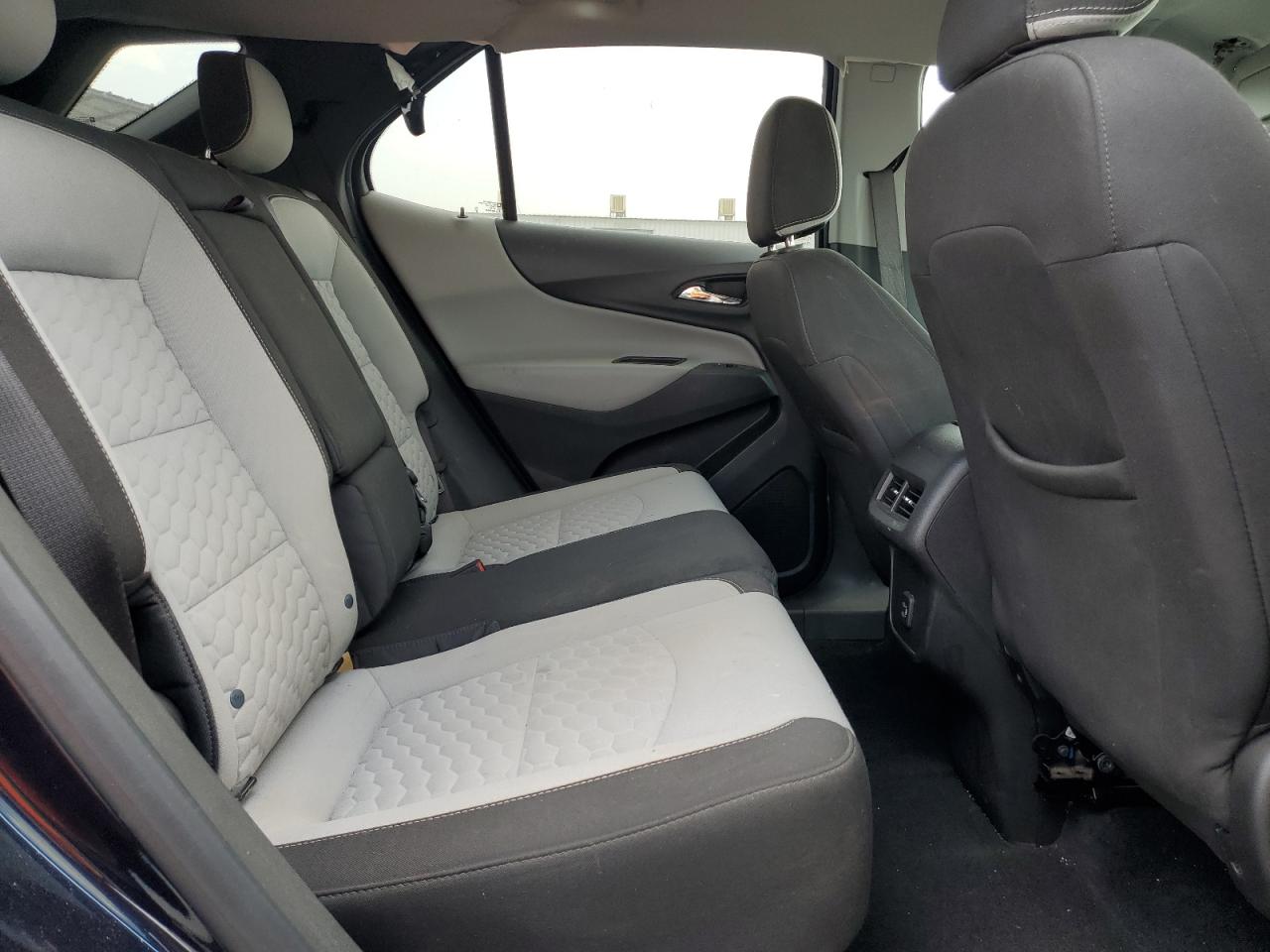 2020 Chevrolet Equinox Ls VIN: 3GNAXHEV5LS663846 Lot: 62688944