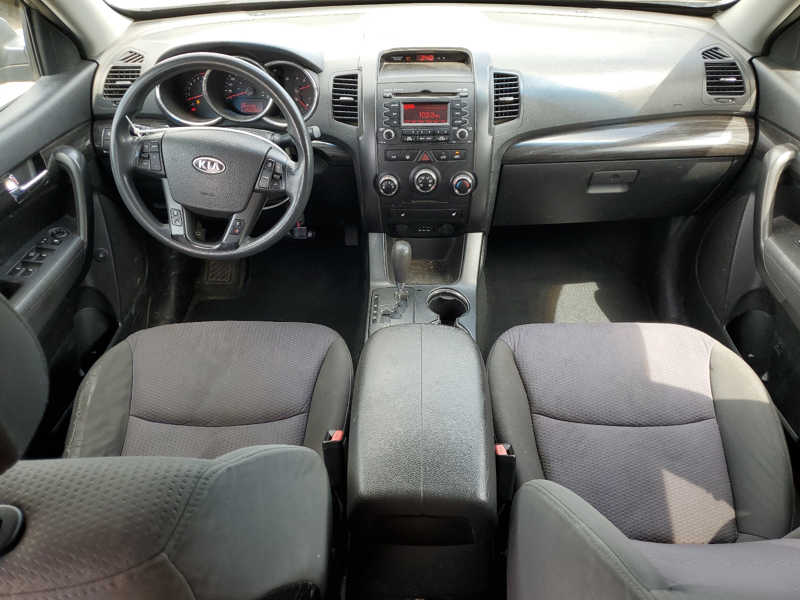 5XYKT3A62CG225362 2012 Kia Sorento Base