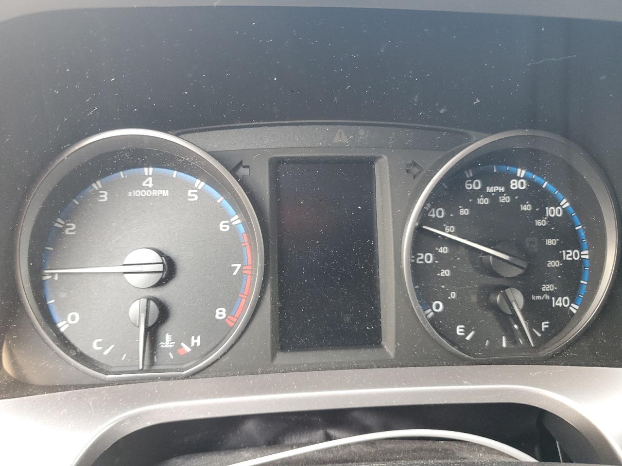 2018 Toyota Rav4 Le VIN: JTMBFREV3JD235969 Lot: 62931754