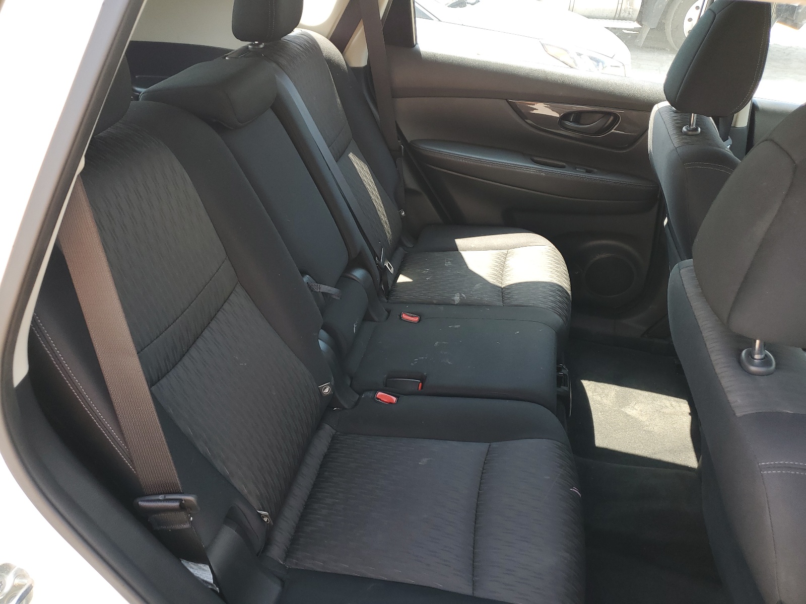 JN8AT2MT8LW040568 2020 Nissan Rogue S