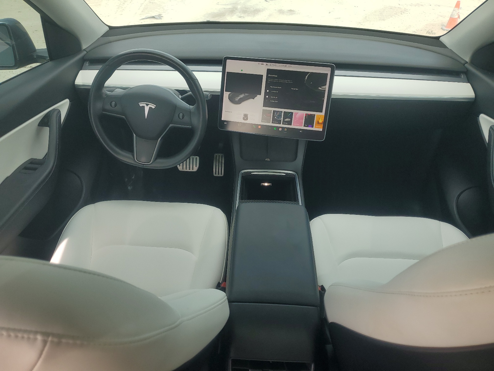 7SAYGDEF1NF377158 2022 Tesla Model Y