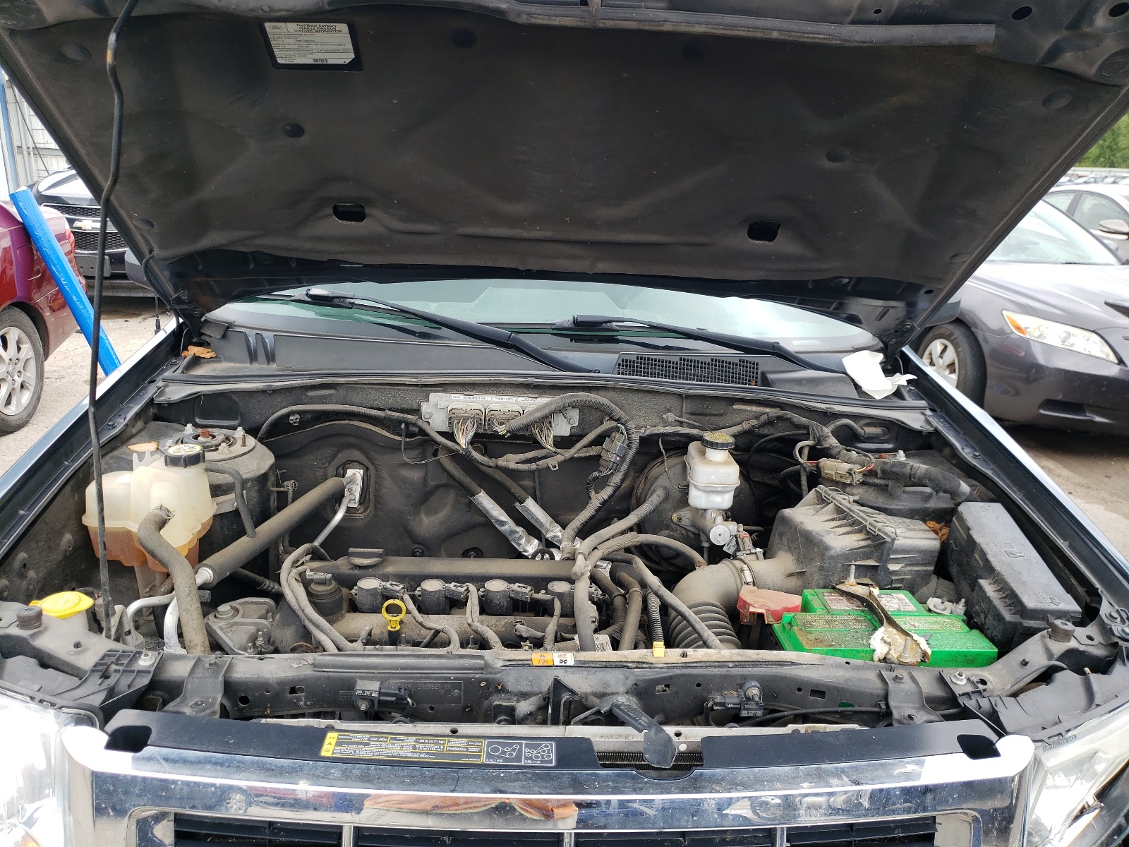 1FMCU0D72AKA45581 2010 Ford Escape Xlt