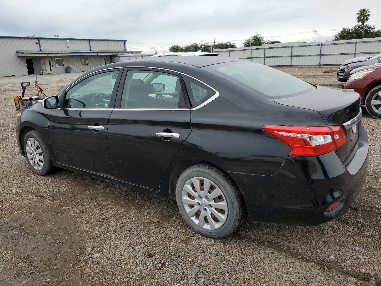 2017 Nissan Sentra S vin: 3N1AB7AP0HY357640